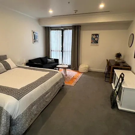 Spacious, Cosy City Studio